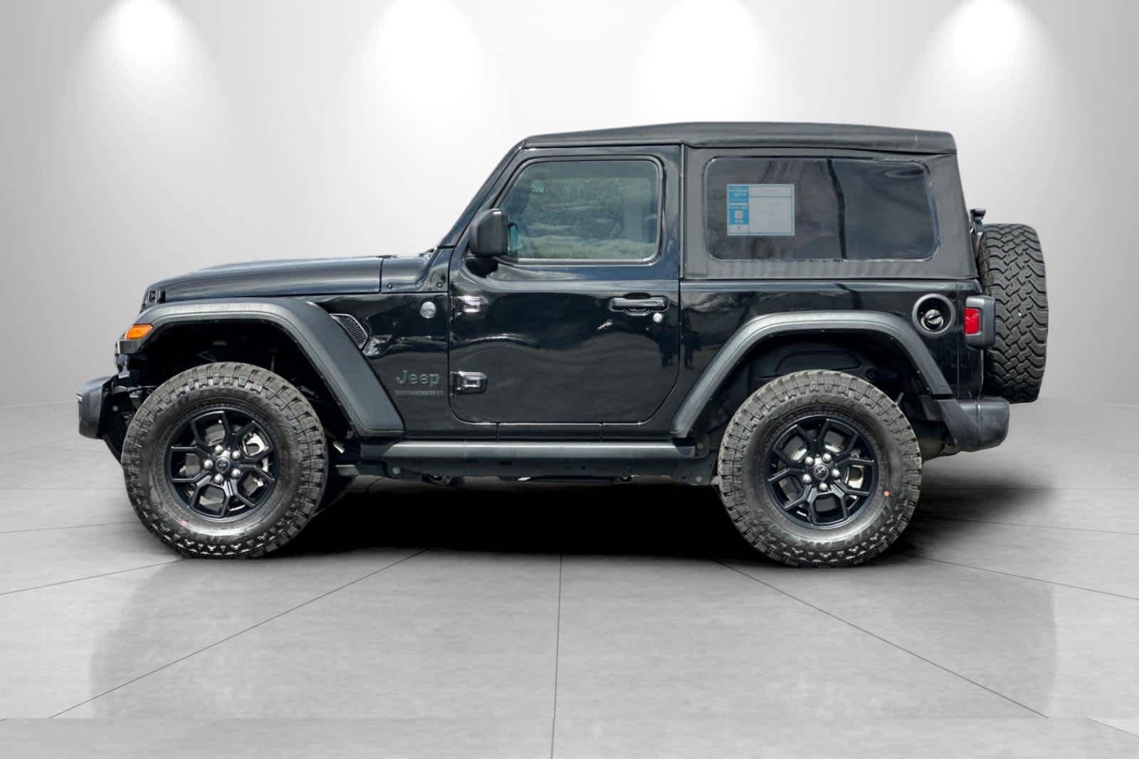 Thumbnail: 2025 Jeep Wrangler - 5