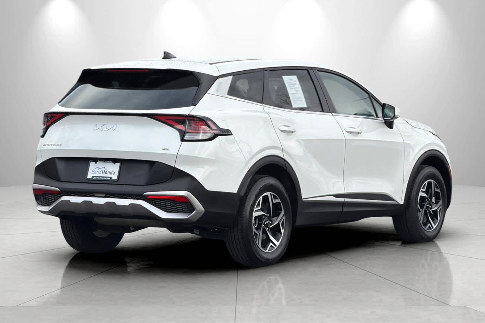 Thumbnail: 2023 Kia Sportage - 2