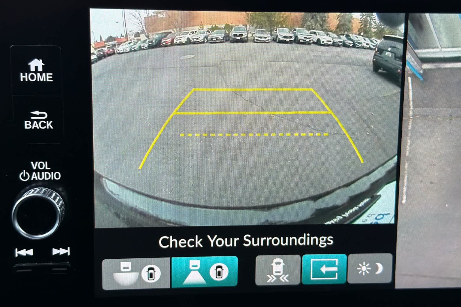 Thumbnail: 2024 Honda Pilot - 22