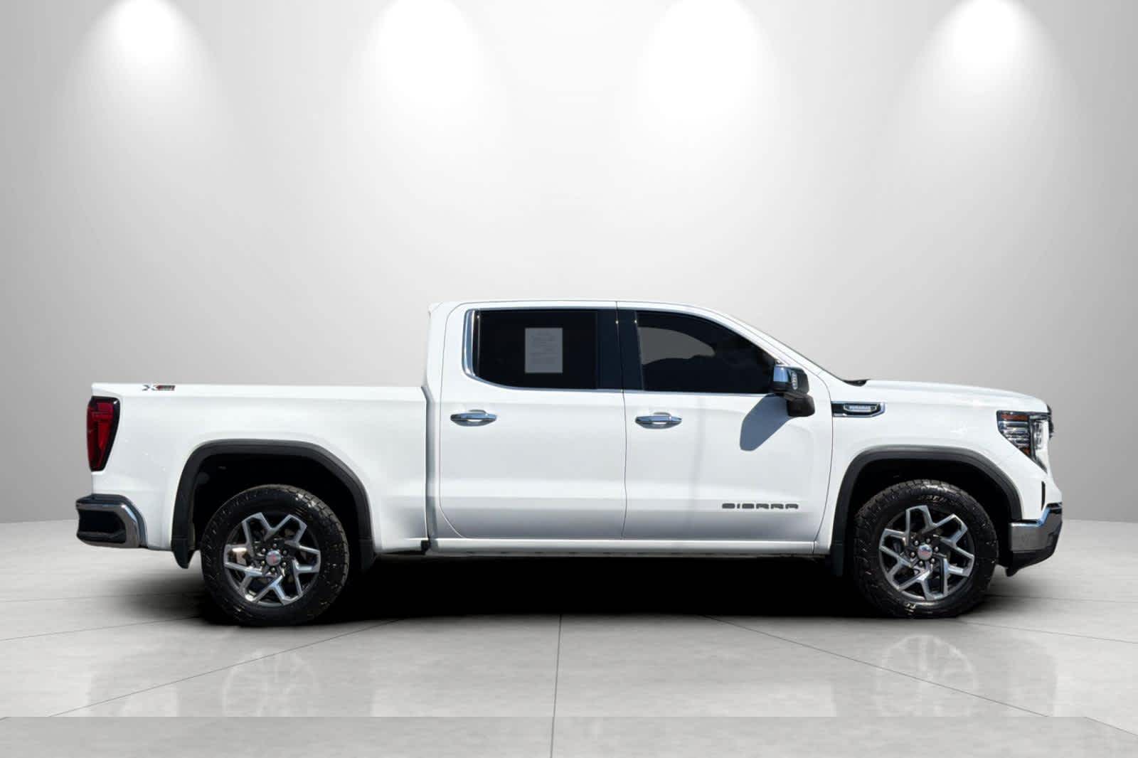 Thumbnail: 2024 GMC Sierra 1500 - 8