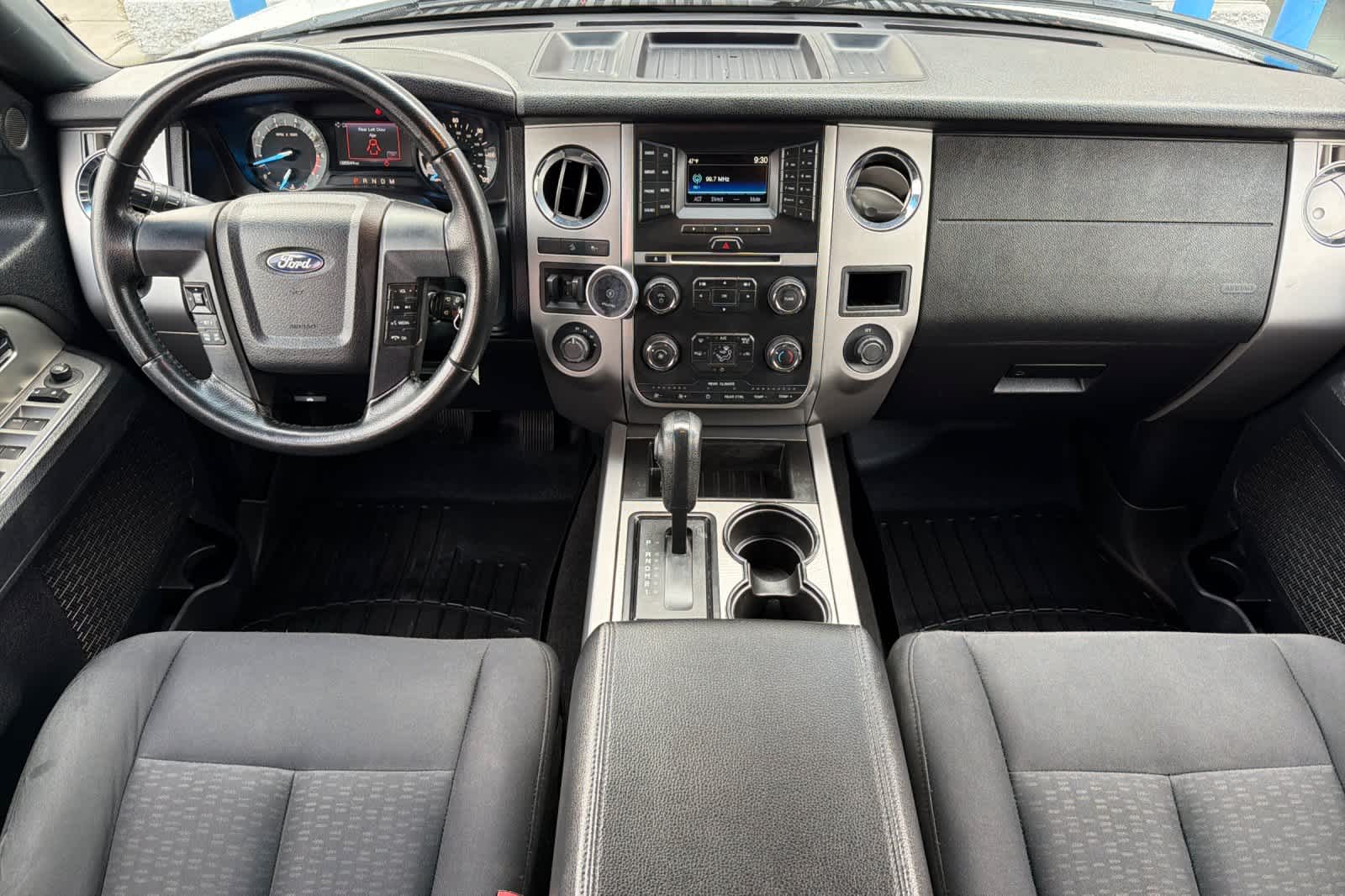 Thumbnail: 2017 Ford Expedition - 3