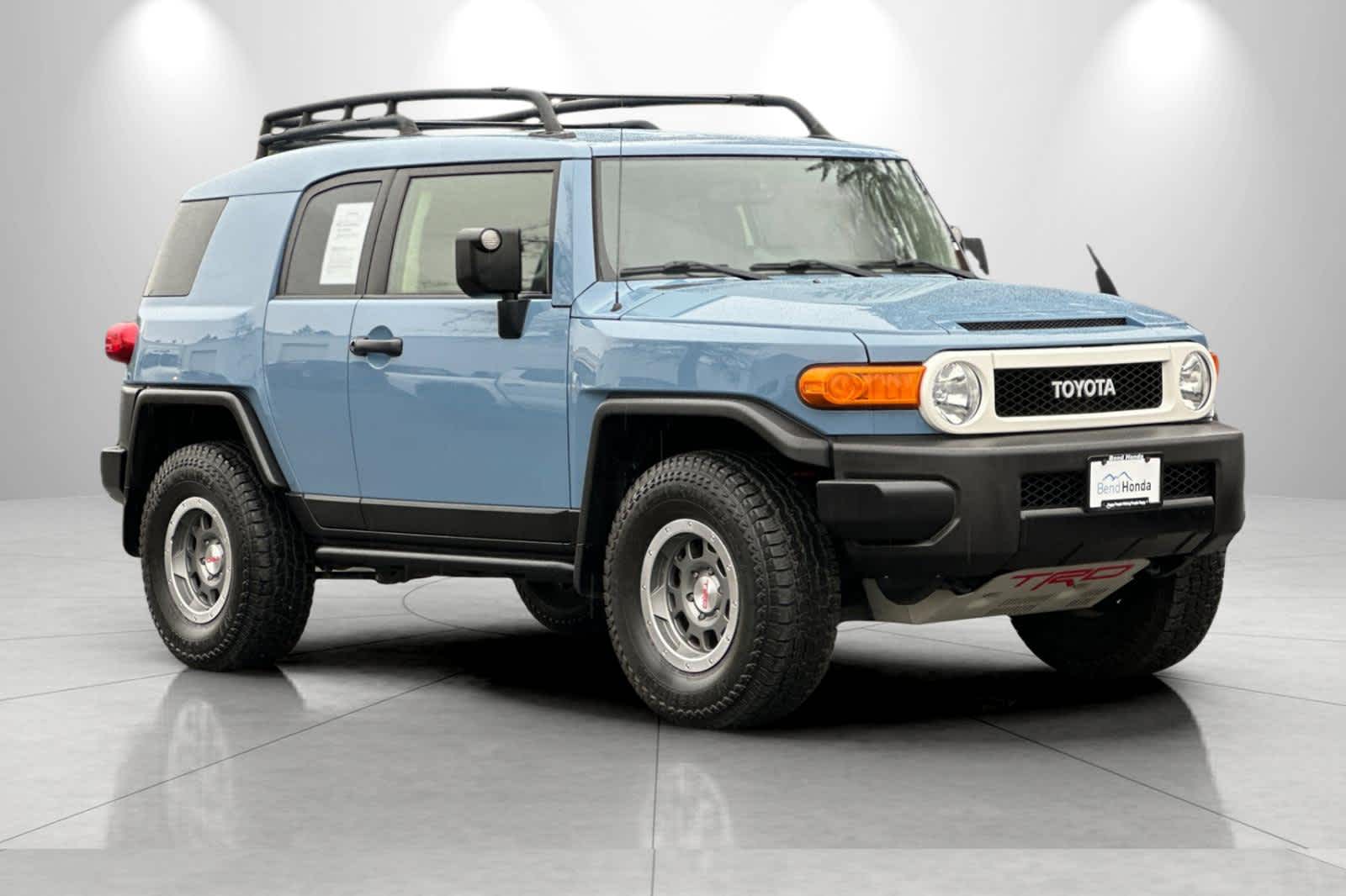 Thumbnail: 2014 Toyota FJ Cruiser - 9