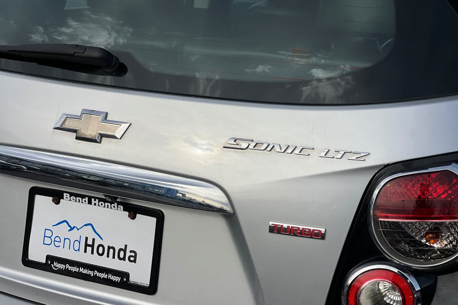 Thumbnail: 2015 Chevrolet Sonic - 12