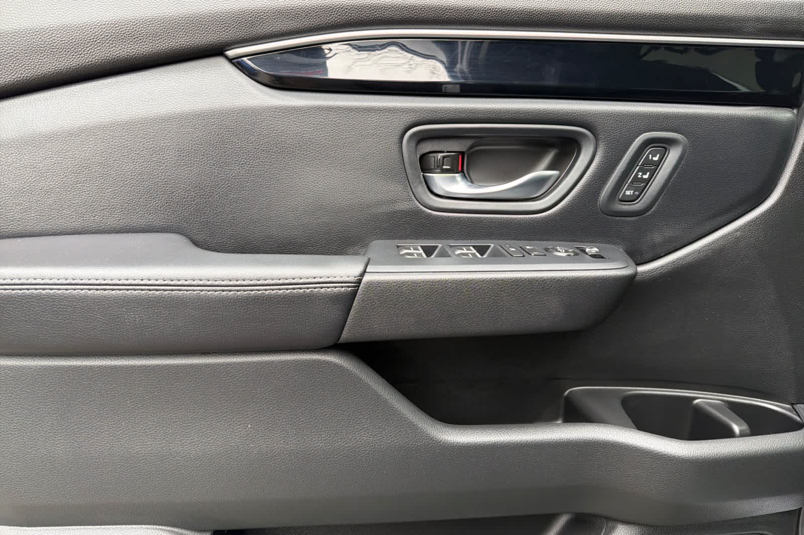 Thumbnail: 2025 Honda Pilot - 13