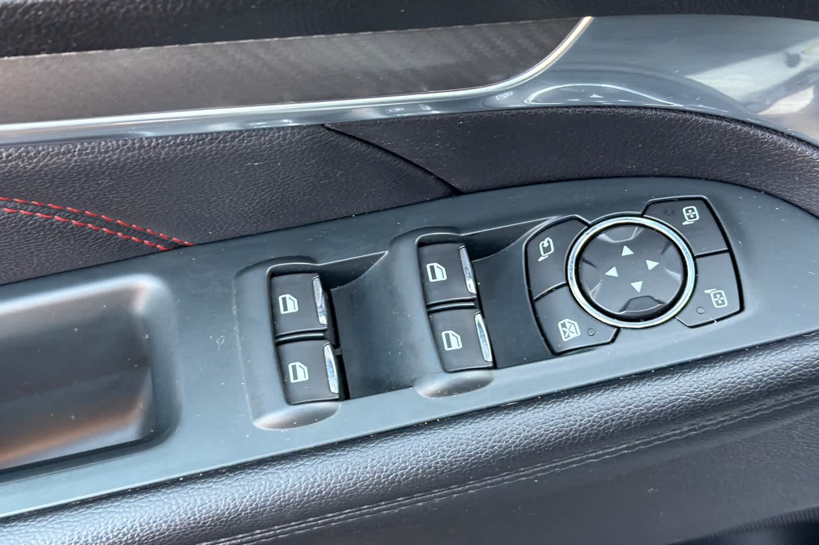 Thumbnail: 2019 Ford Explorer - 15