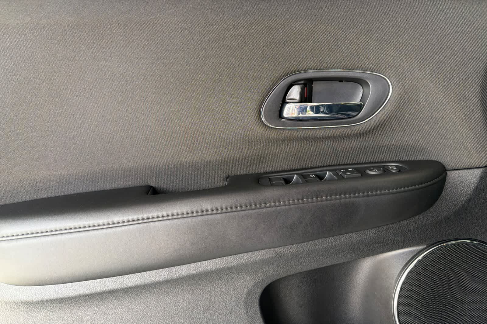 Thumbnail: 2022 Honda HR-V - 14