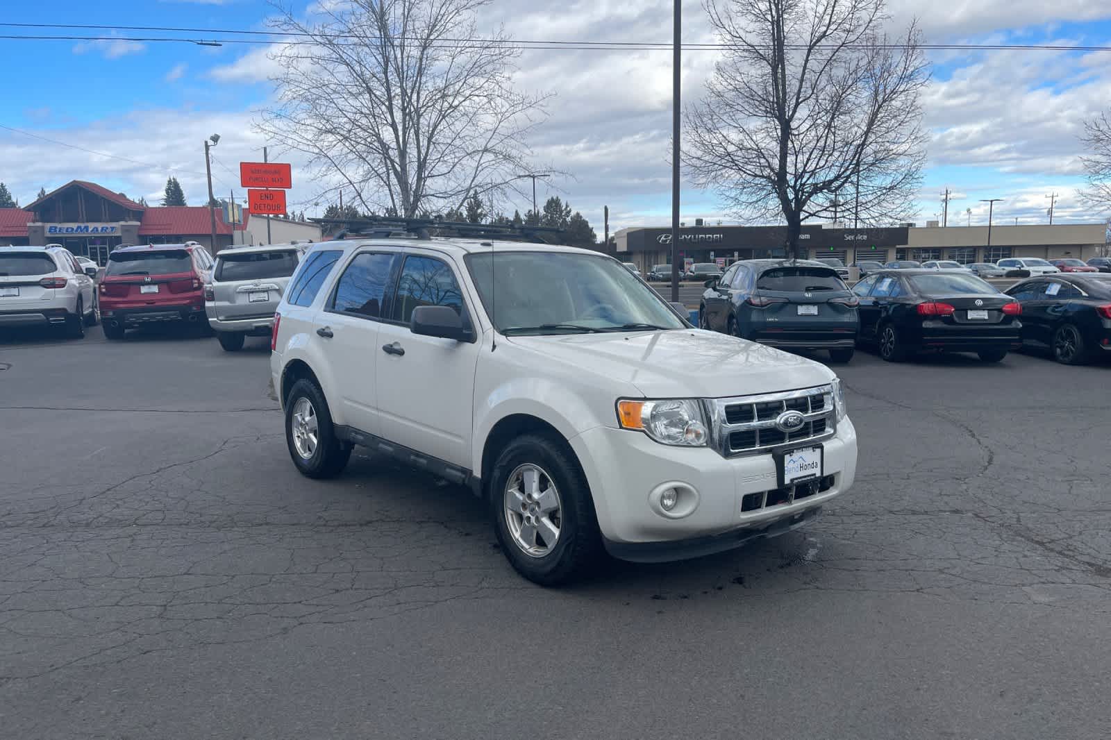 Thumbnail: 2012 Ford Escape - 9