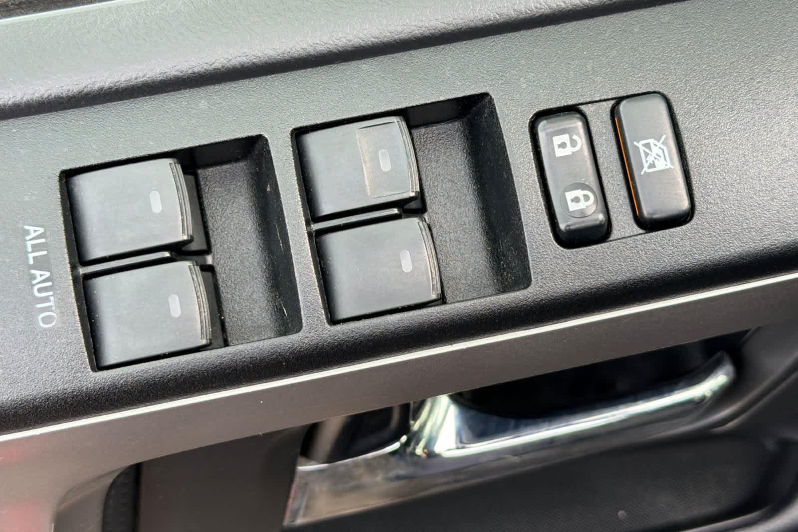 Thumbnail: 2021 Toyota 4Runner - 15