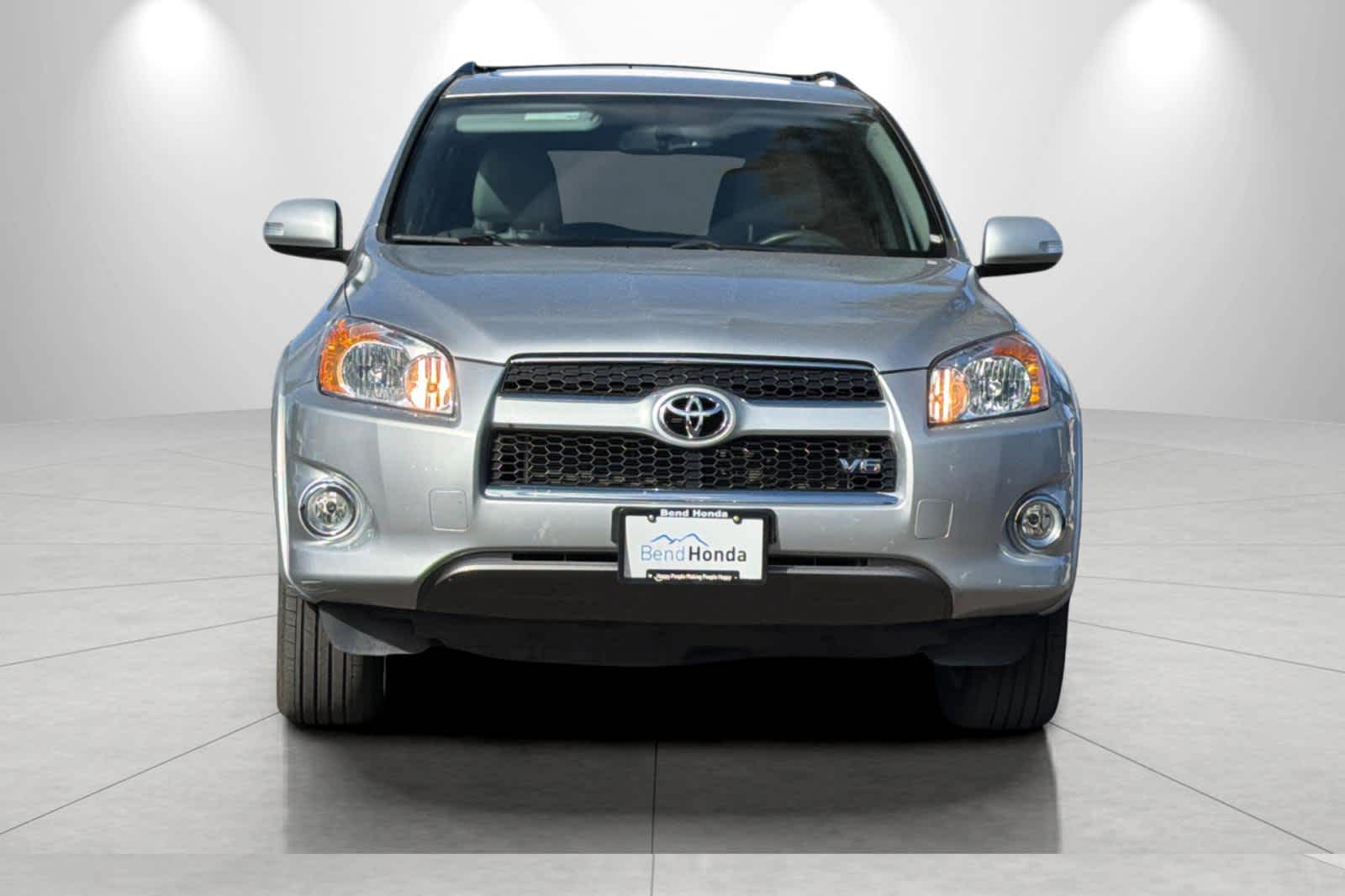 Thumbnail: 2012 Toyota RAV4 - 10
