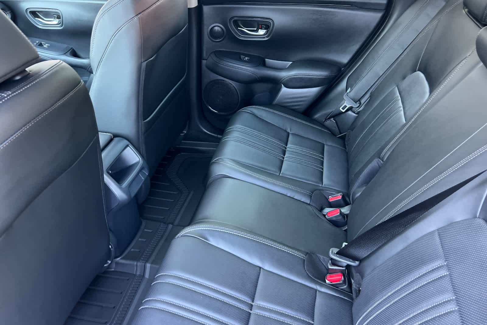 Thumbnail: 2026 Honda HR-V - 4