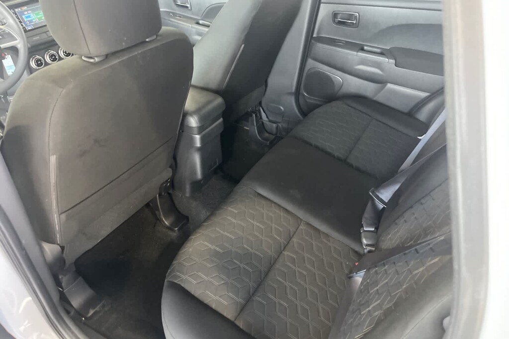 Used 2024 Mitsubishi Outlander Sport 2.0 ES SUV