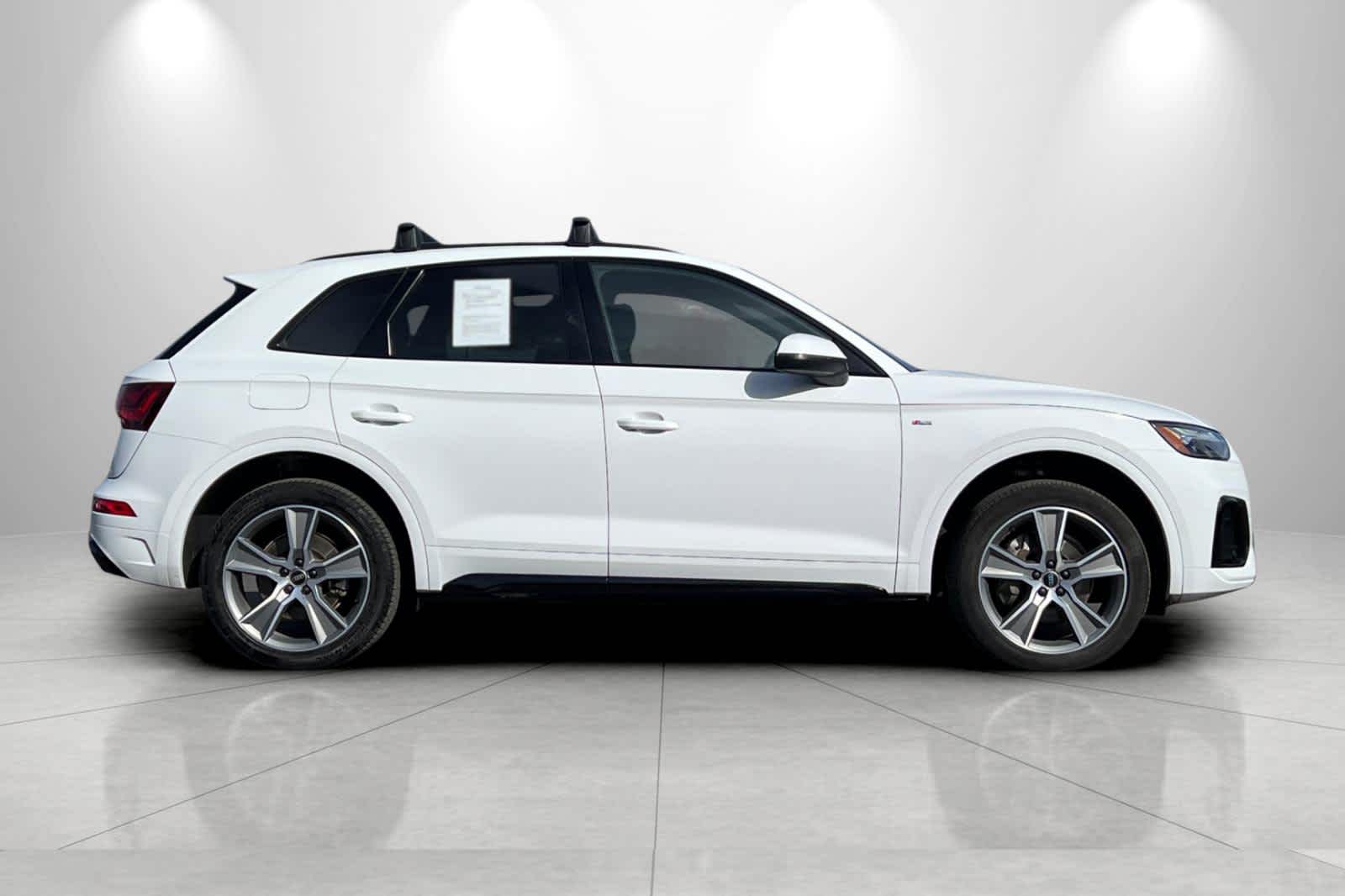 Thumbnail: 2025 Audi Q5 - 8