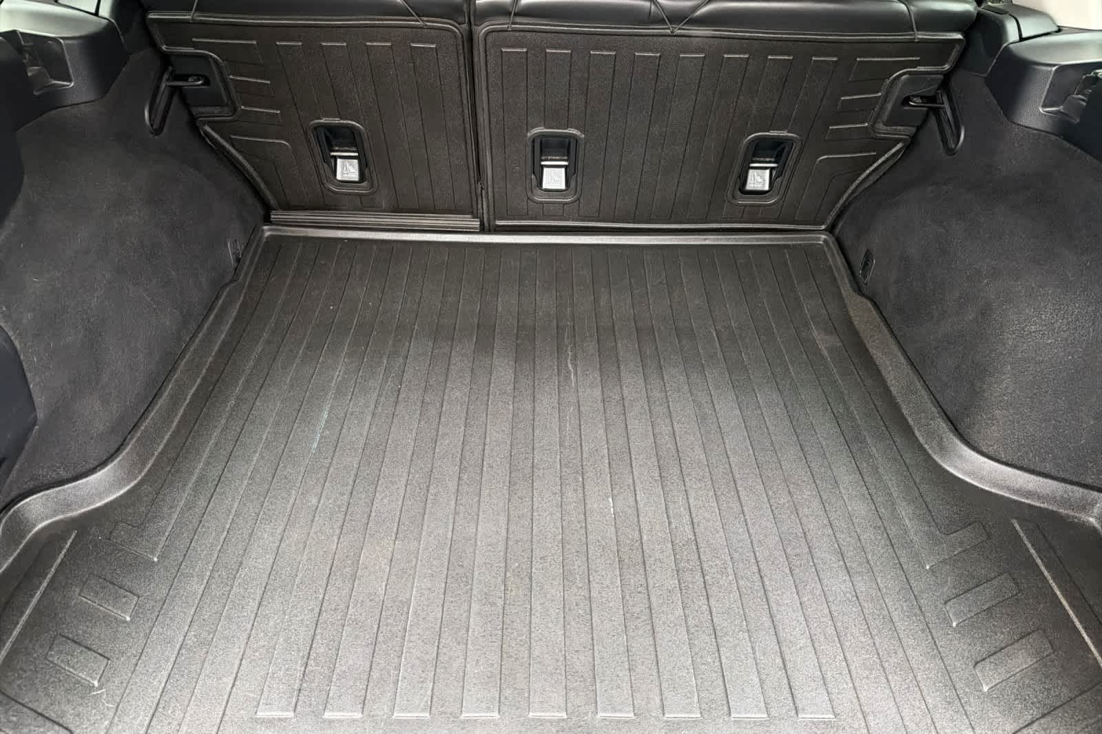 Thumbnail: 2019 Subaru Outback - 17