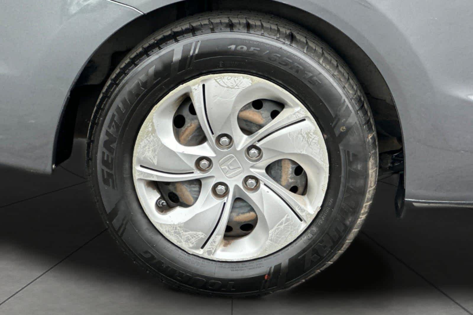 Thumbnail: 2013 Honda Civic - 11