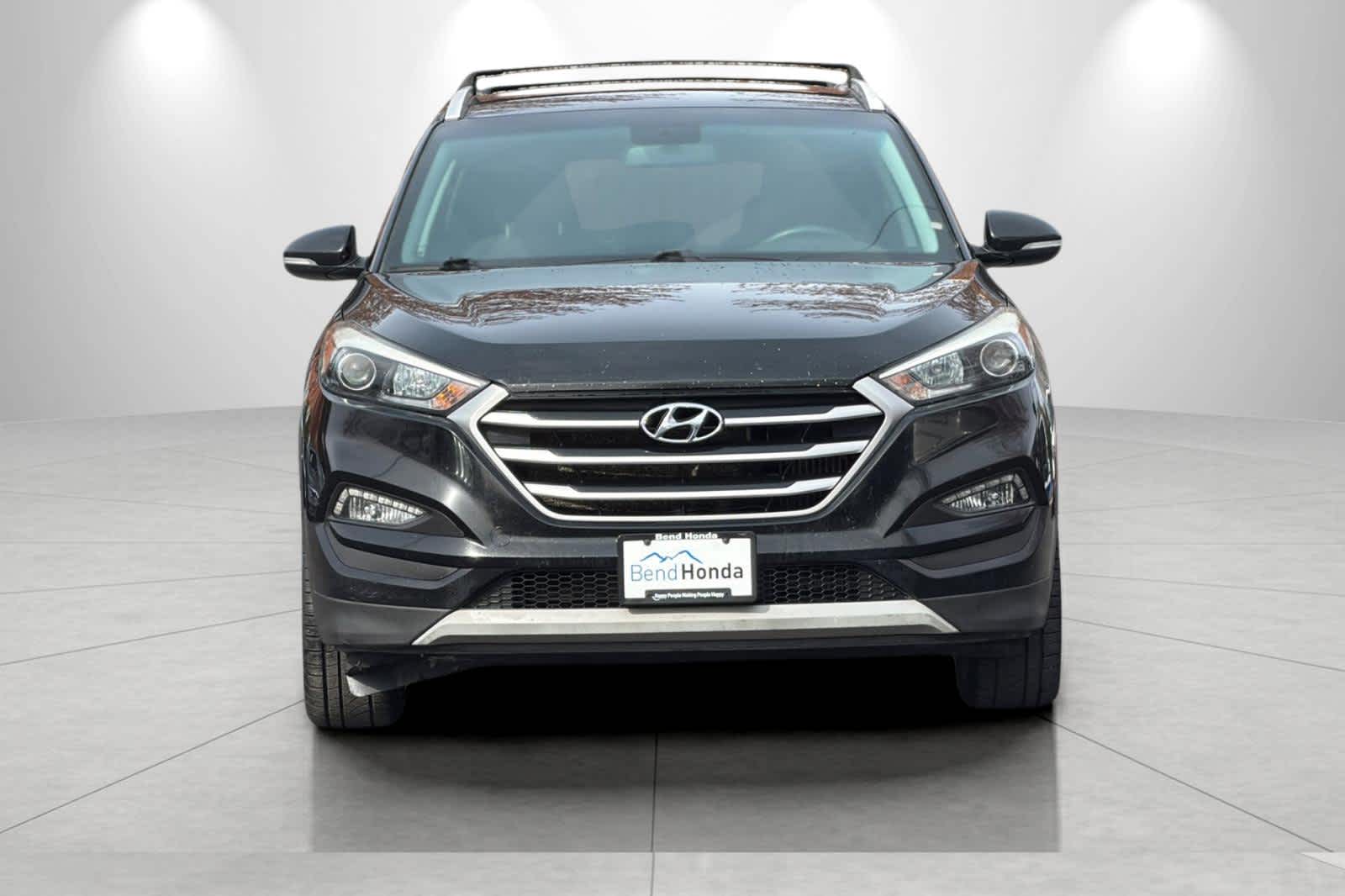 Thumbnail: 2017 Hyundai Tucson - 10