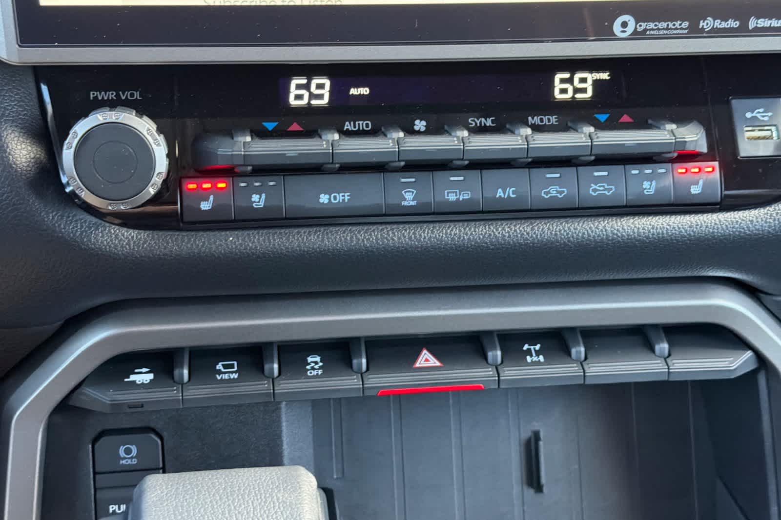 Thumbnail: 2024 Toyota Tundra - 21