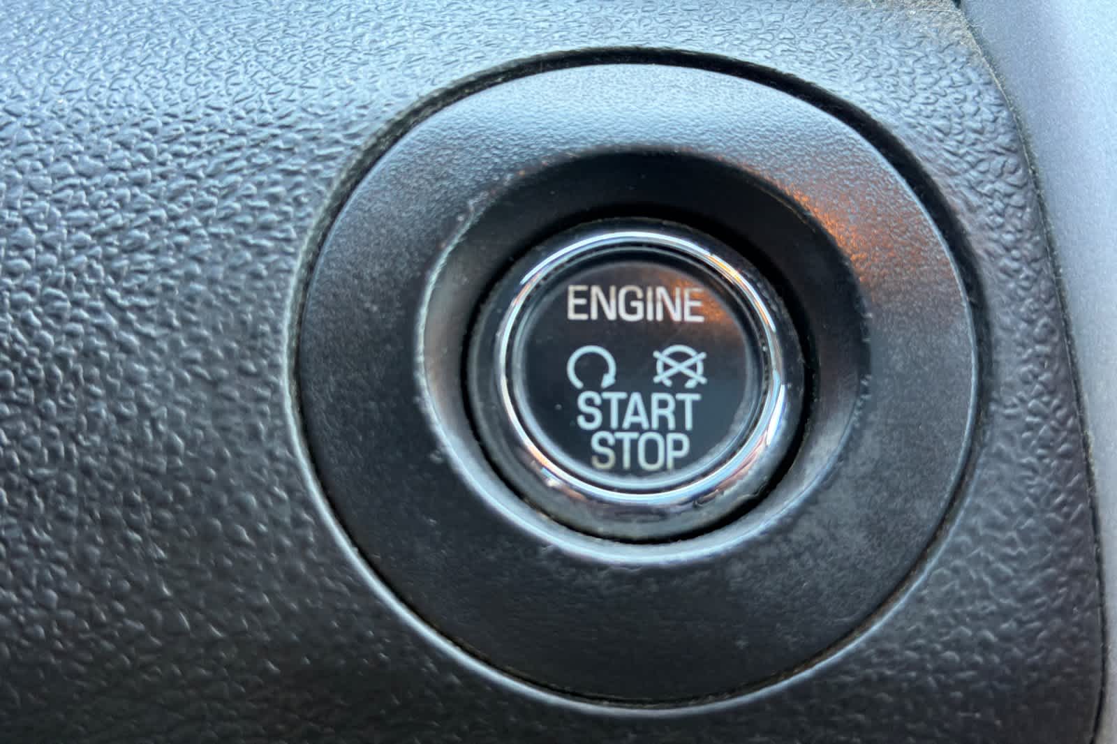 Thumbnail: 2013 Ford Edge - 24