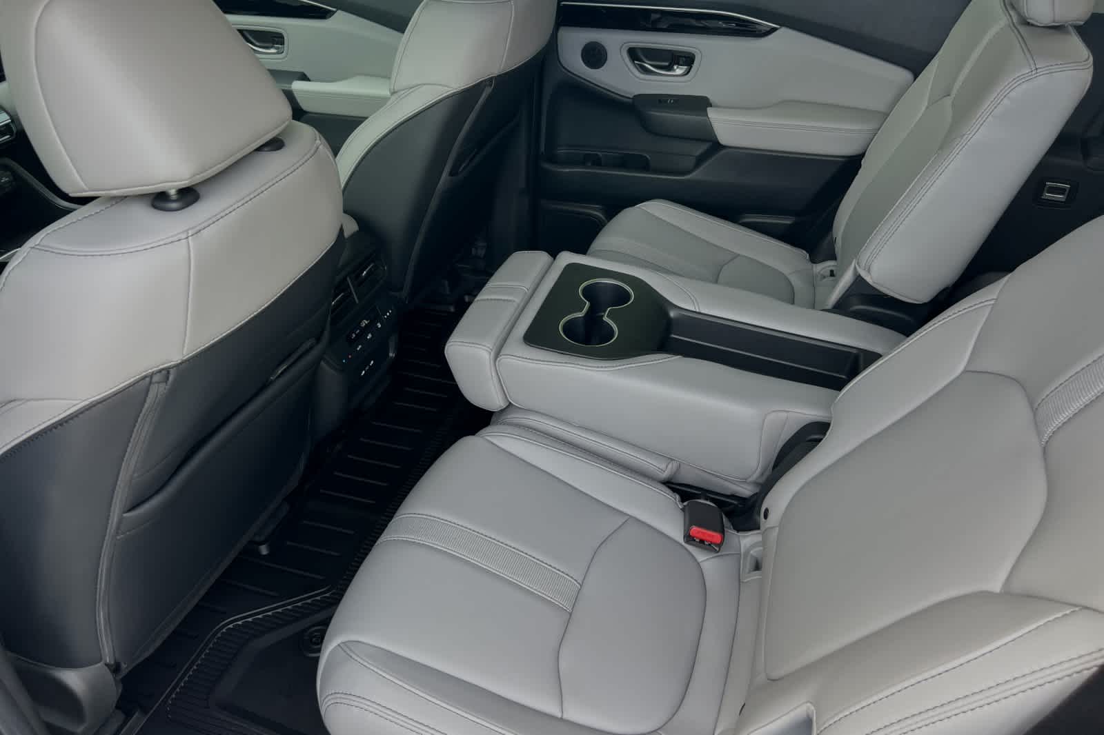 Thumbnail: 2025 Honda Pilot - 4