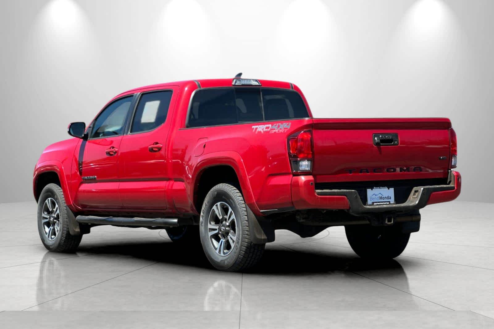 2019 Toyota Tacoma TRD Sport - Photo 6