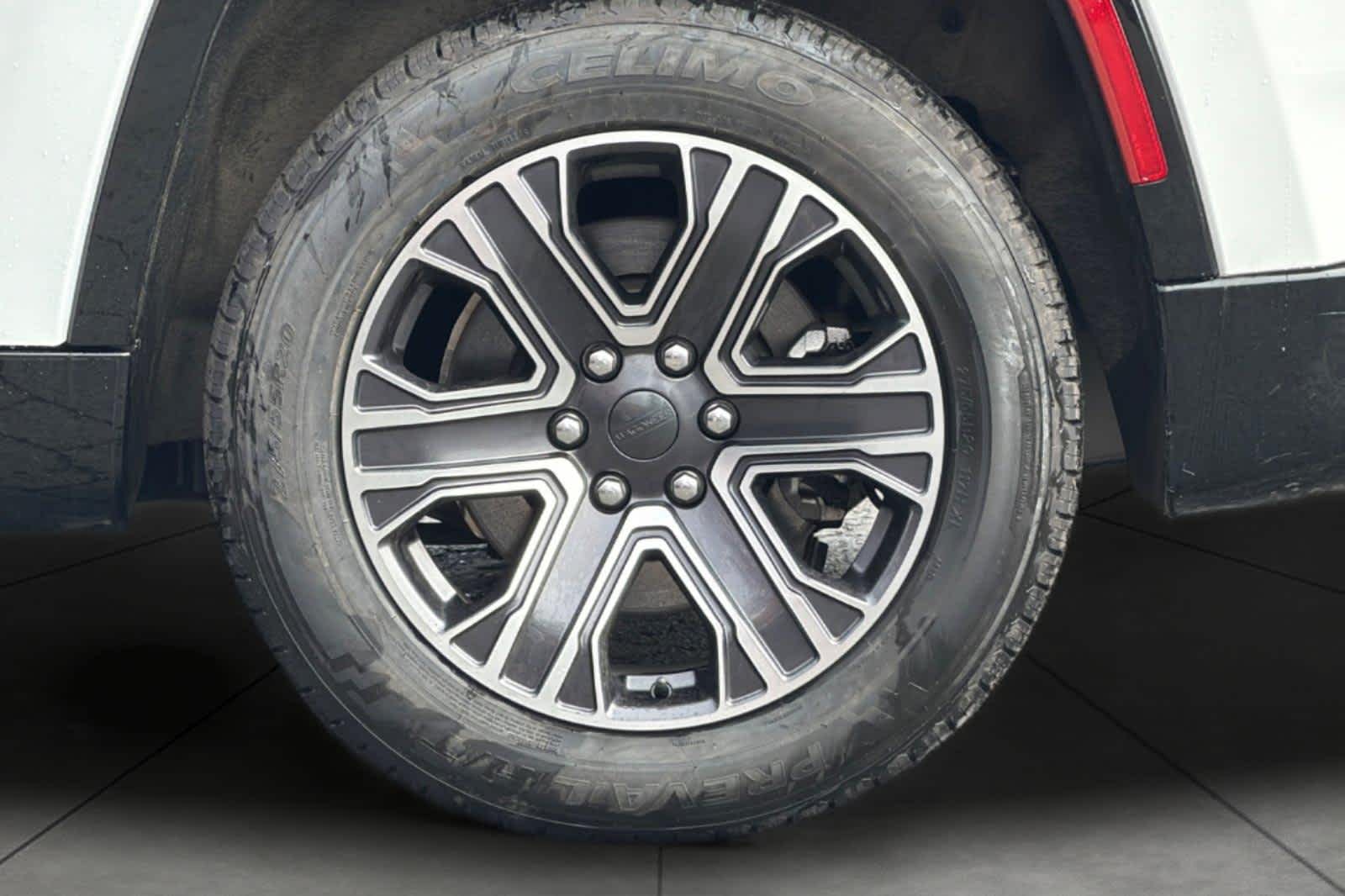 Thumbnail: 2024 Jeep Wagoneer - 11