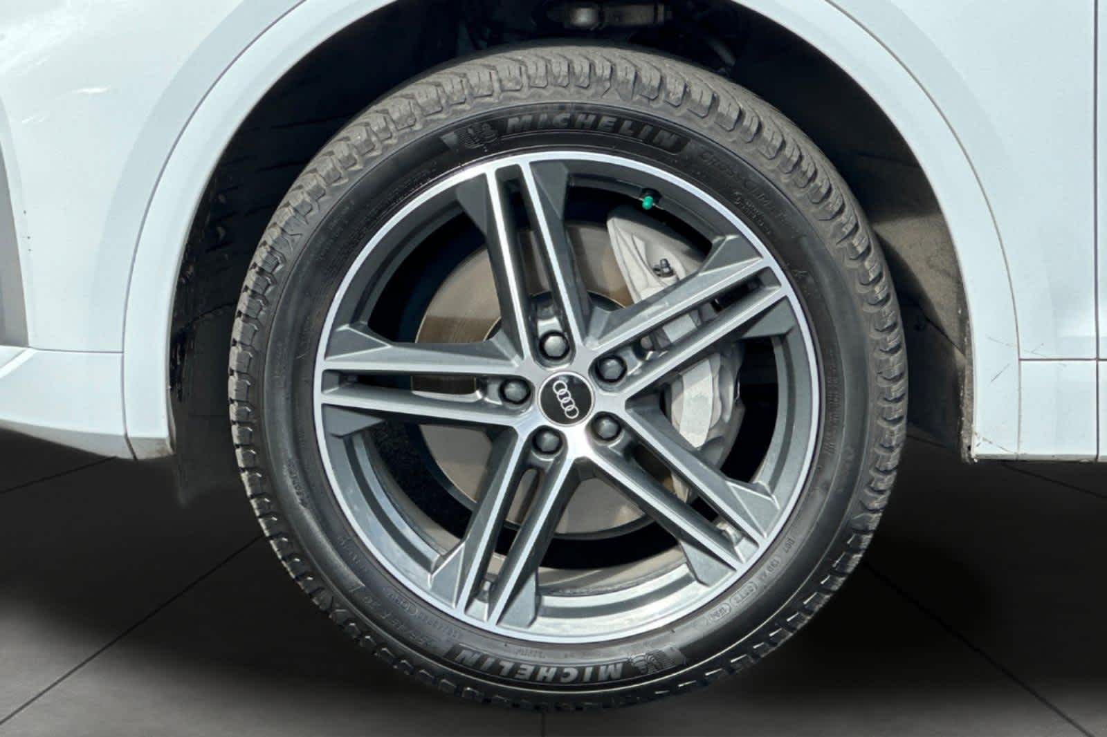 Thumbnail: 2021 Audi Q5 - 11