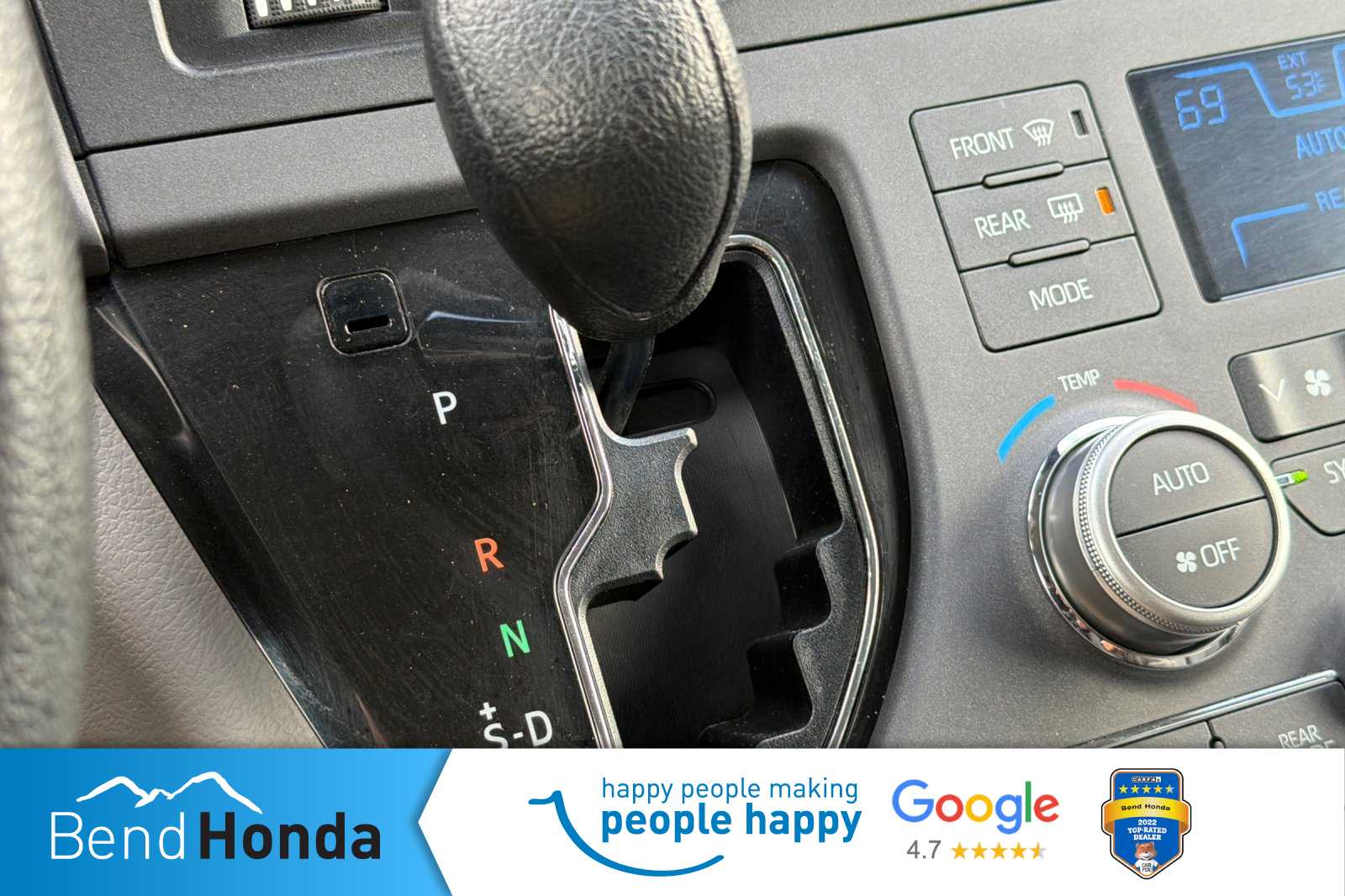 Thumbnail: 2020 Toyota Sienna - 23