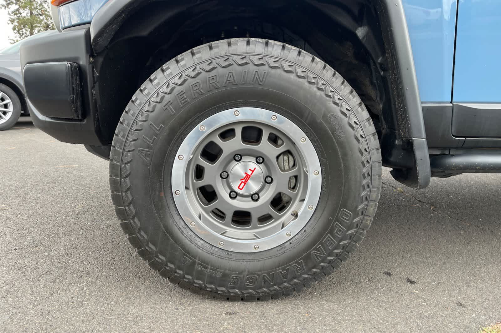 Thumbnail: 2014 Toyota FJ Cruiser - 15