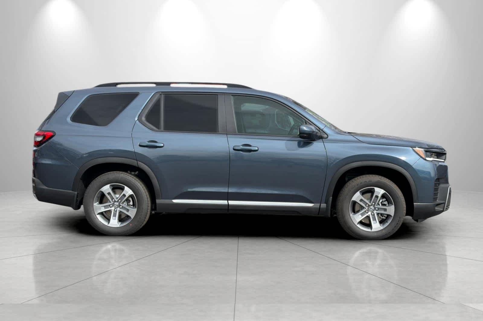 Thumbnail: 2026 Honda Pilot - 8