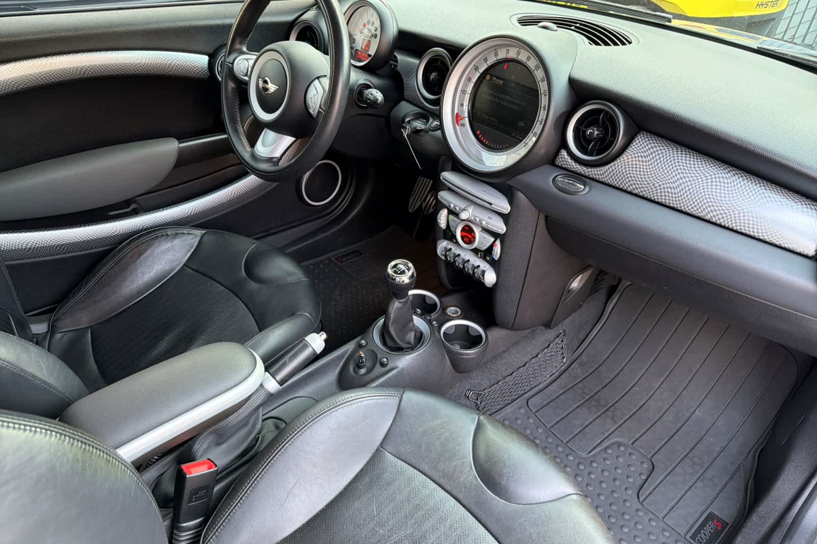 Thumbnail: 2009 MINI Cooper Clubman - 18