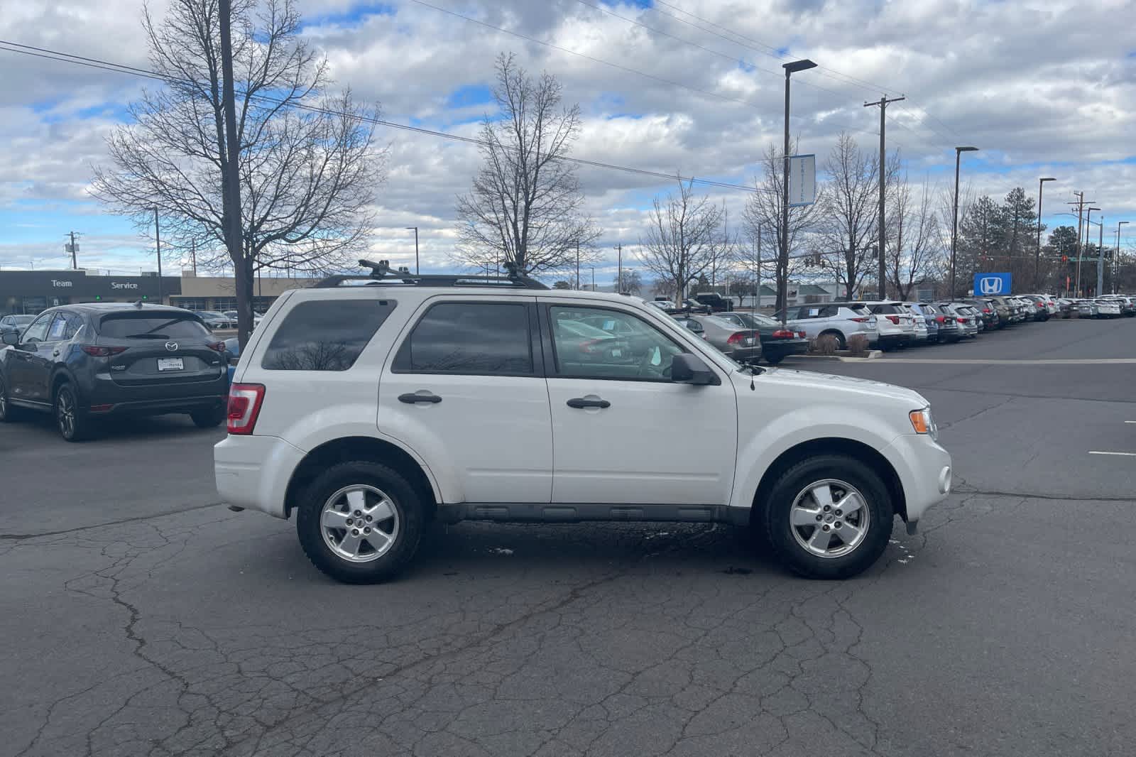 Thumbnail: 2012 Ford Escape - 8