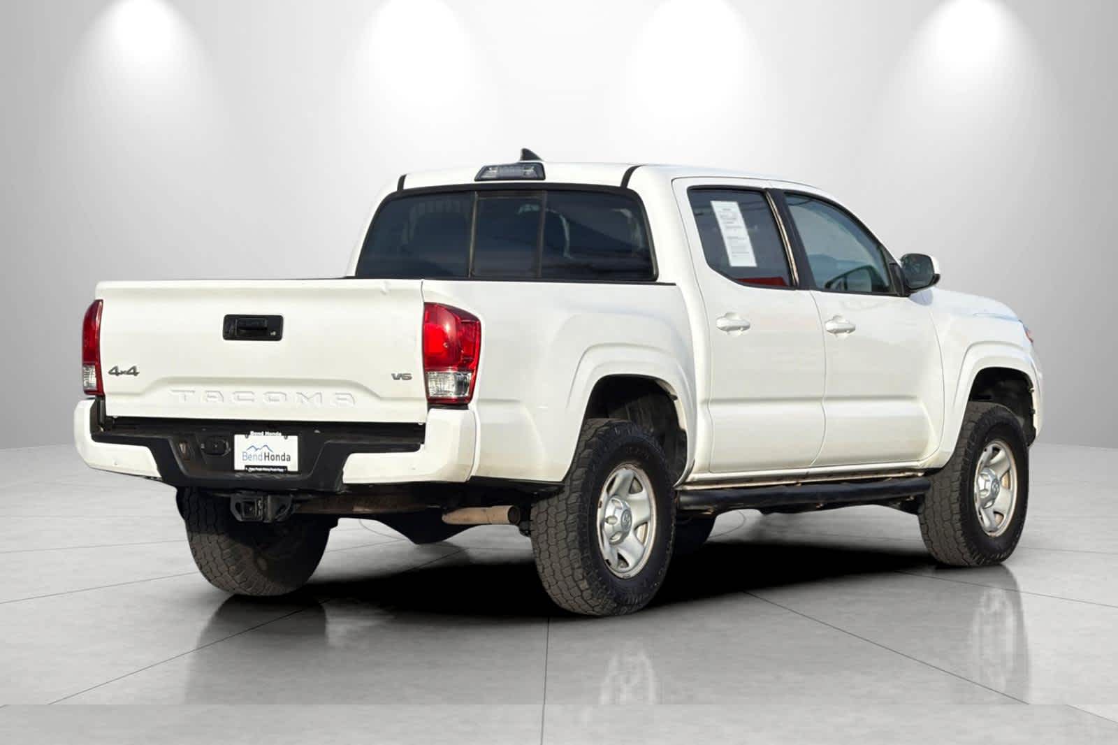 Thumbnail: 2019 Toyota Tacoma - 2