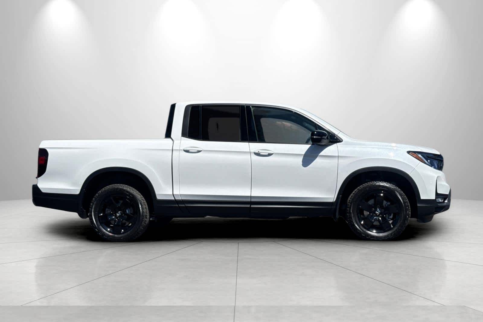 Thumbnail: 2026 Honda Ridgeline - 8