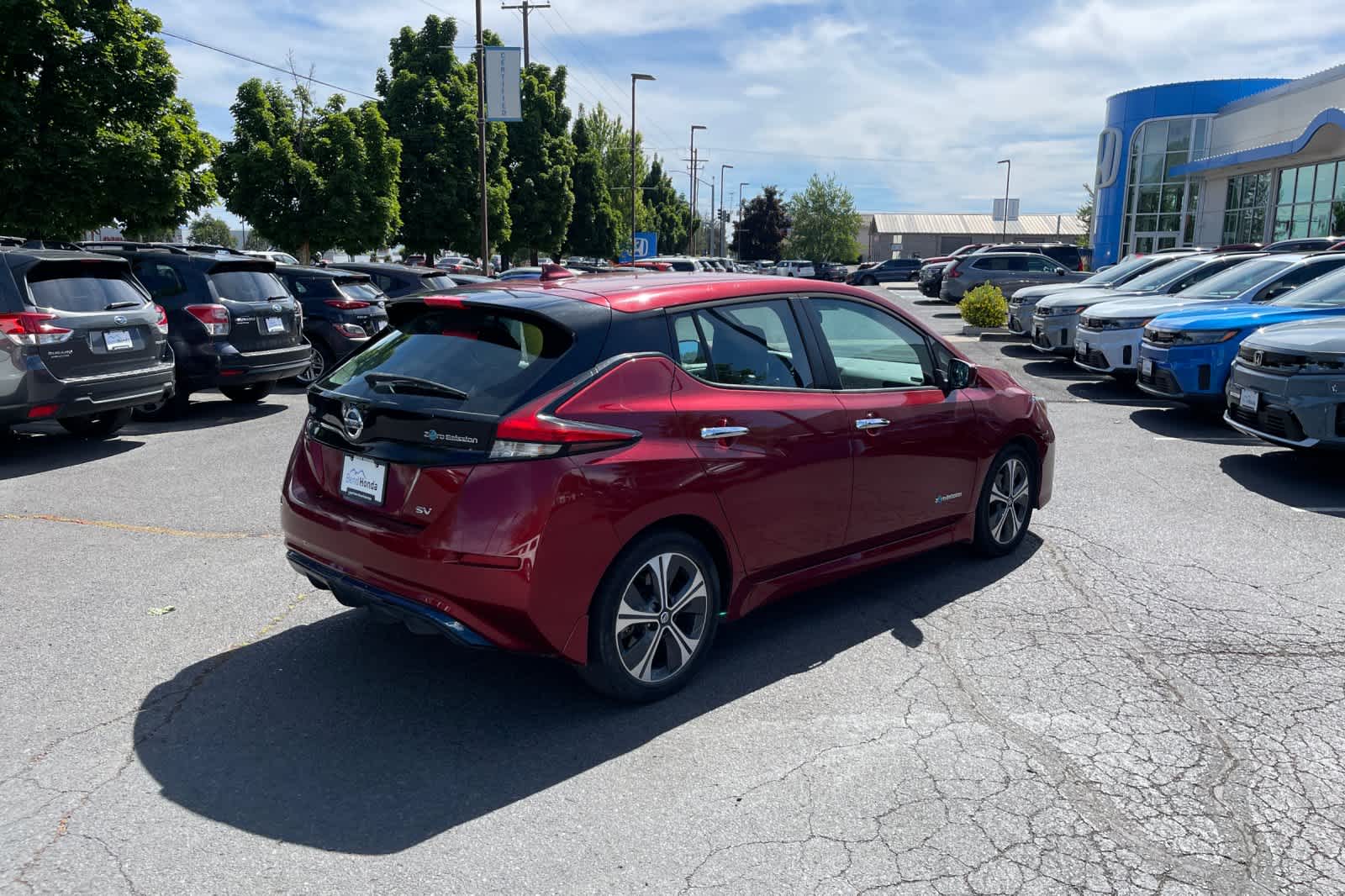 Thumbnail: 2018 Nissan Leaf - 5