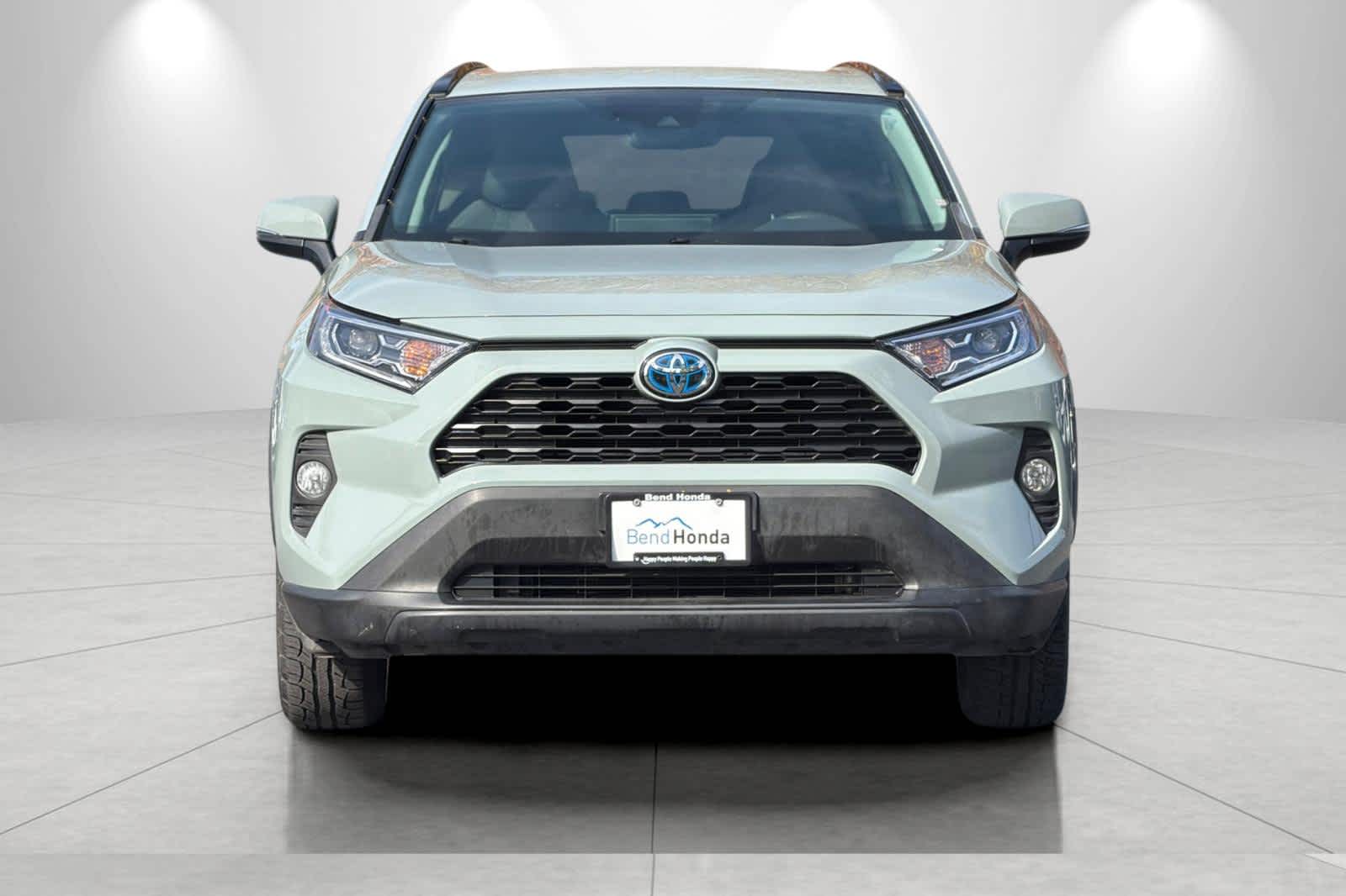 Thumbnail: 2019 Toyota RAV4 - 10