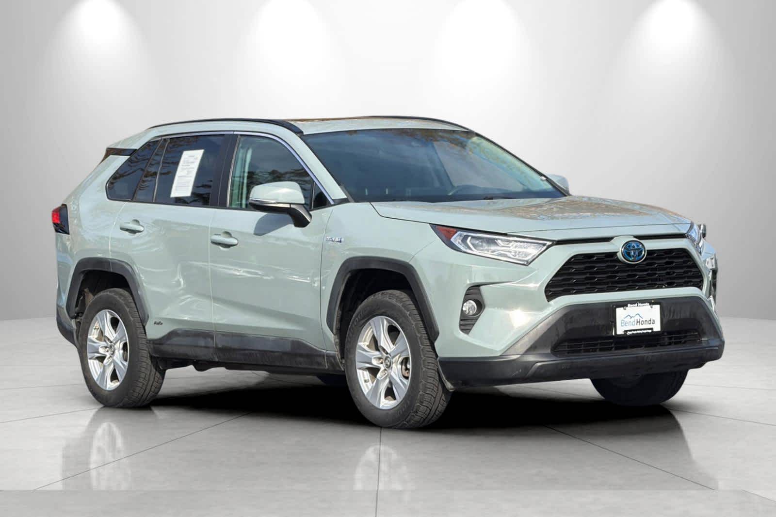 Thumbnail: 2019 Toyota RAV4 - 9