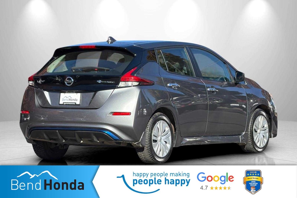 Used 2022 Nissan LEAF S Hatchback