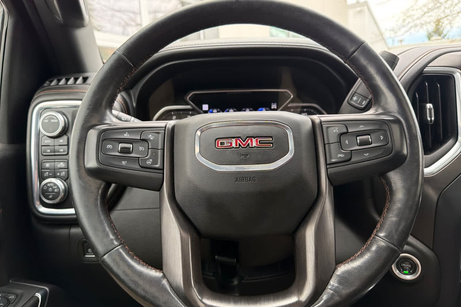 Thumbnail: 2021 GMC Sierra 3500 - 25