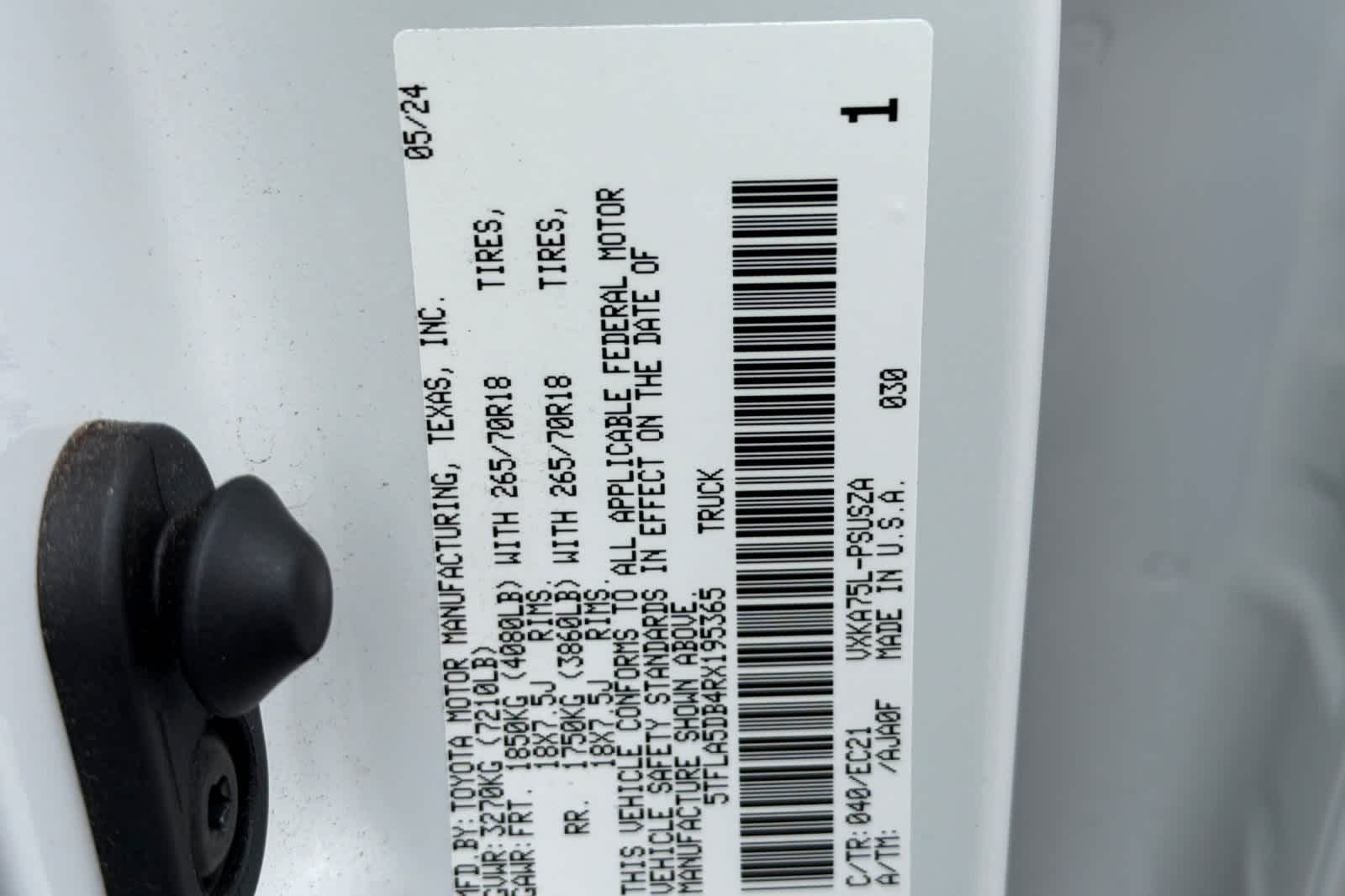 Thumbnail: 2024 Toyota Tundra - 28