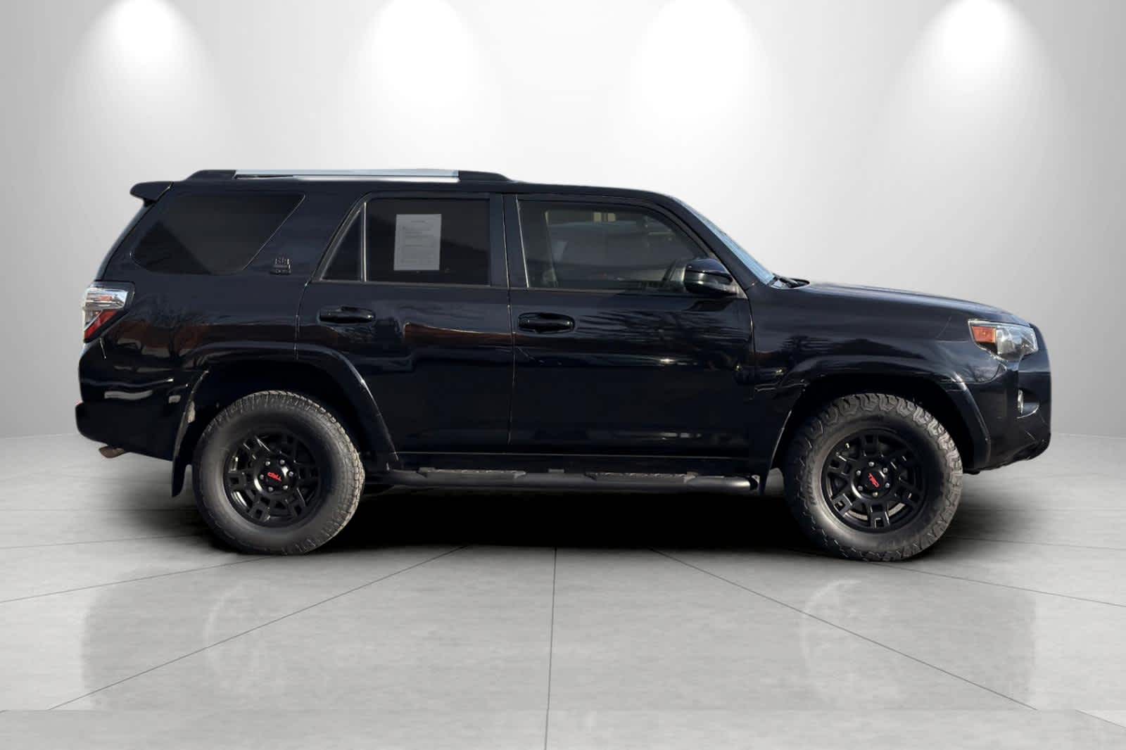 Thumbnail: 2021 Toyota 4Runner - 8