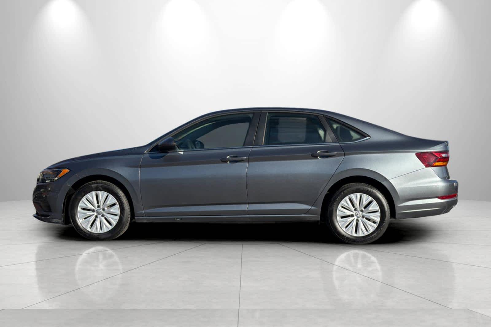 Thumbnail: 2019 Volkswagen Jetta - 5