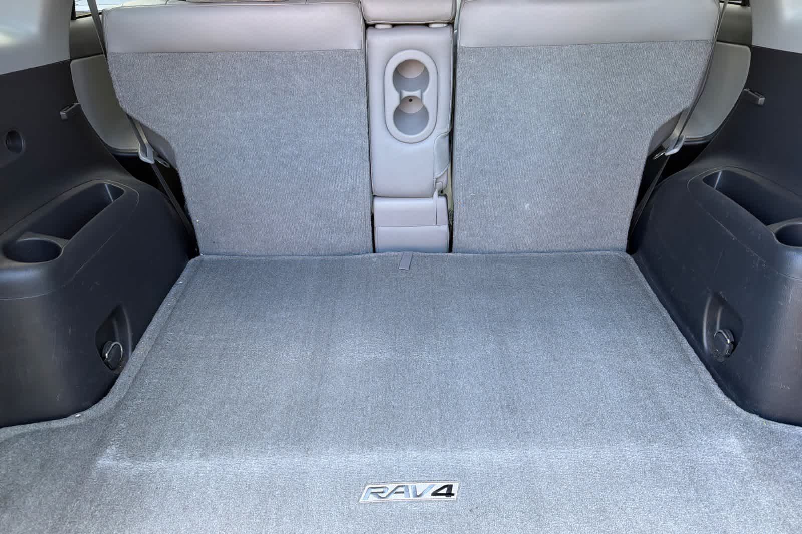 Thumbnail: 2012 Toyota RAV4 - 17