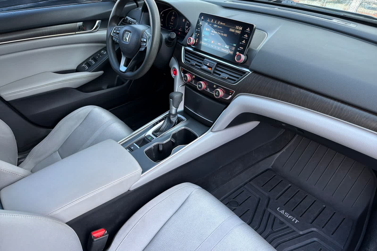 Thumbnail: 2018 Honda Accord - 17