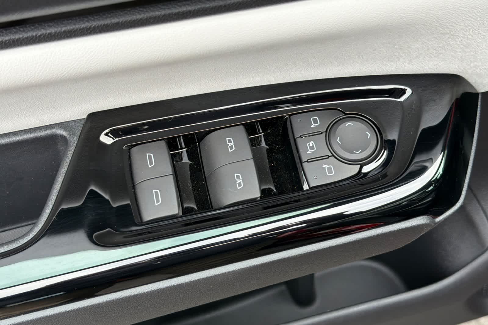 Thumbnail: 2026 Honda Prologue - 15