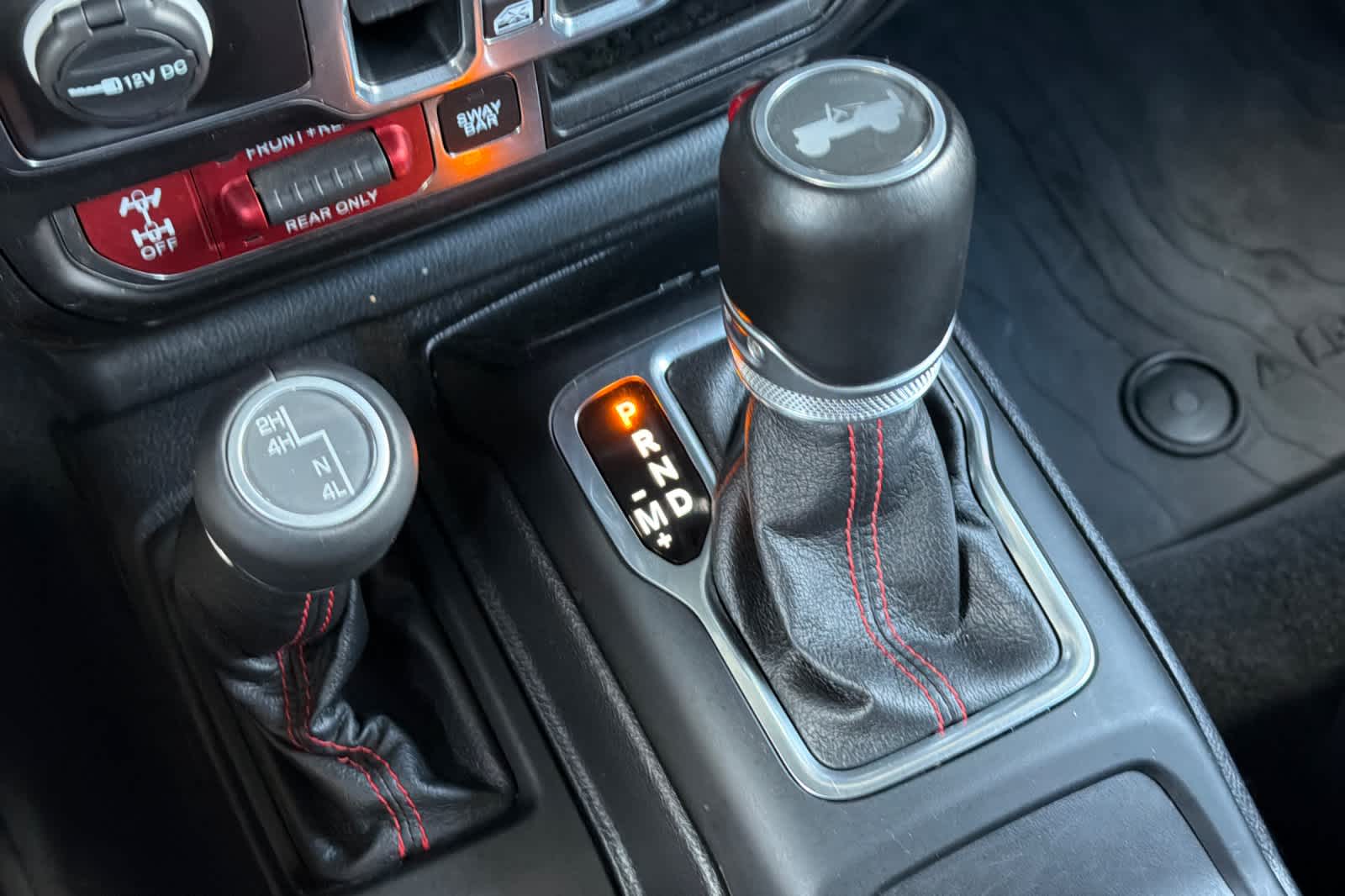 Thumbnail: 2020 Jeep Wrangler - 24