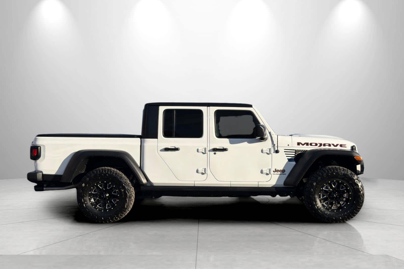 Thumbnail: 2022 Jeep Gladiator - 8