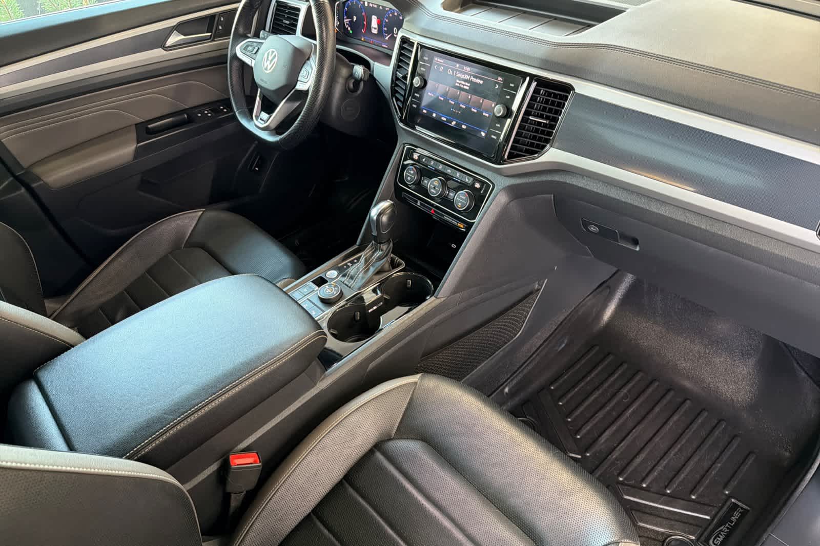 Thumbnail: 2021 Volkswagen Atlas - 18