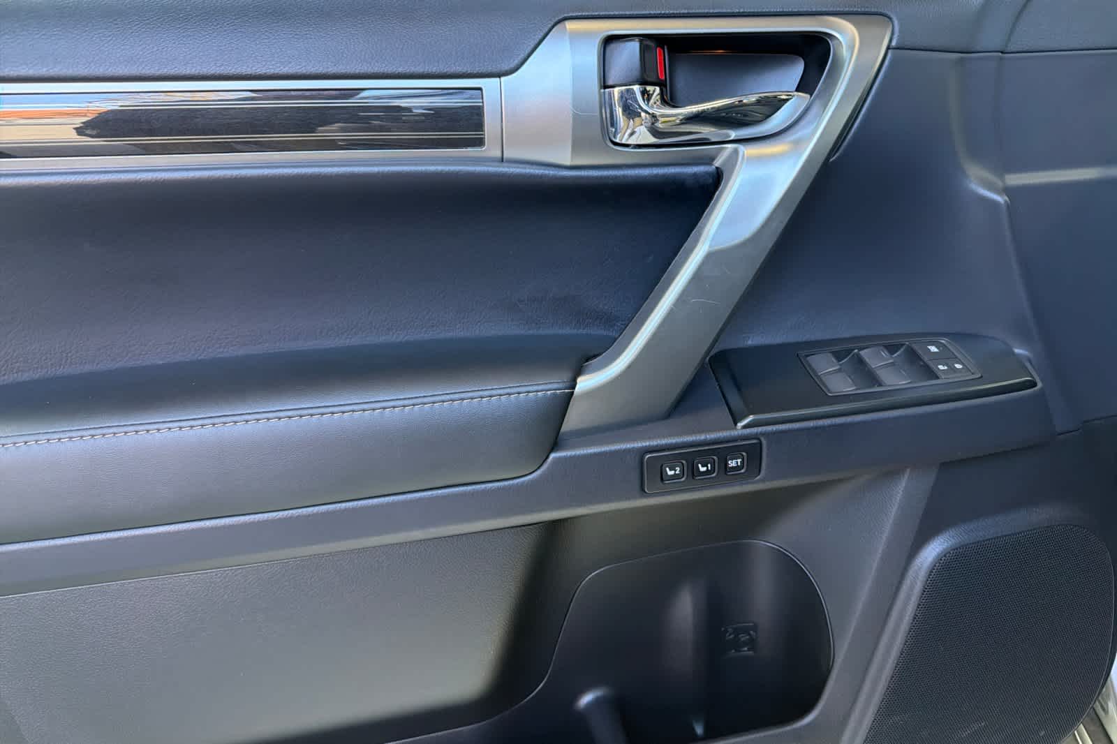 Thumbnail: 2023 Lexus GX - 14