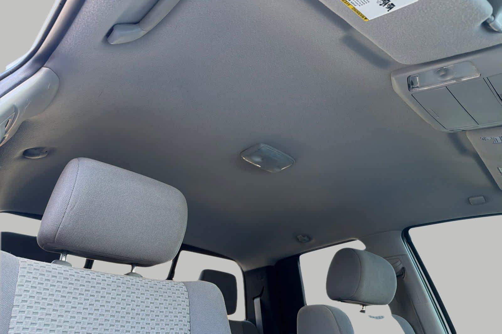 Thumbnail: 2011 Toyota Tundra - 18