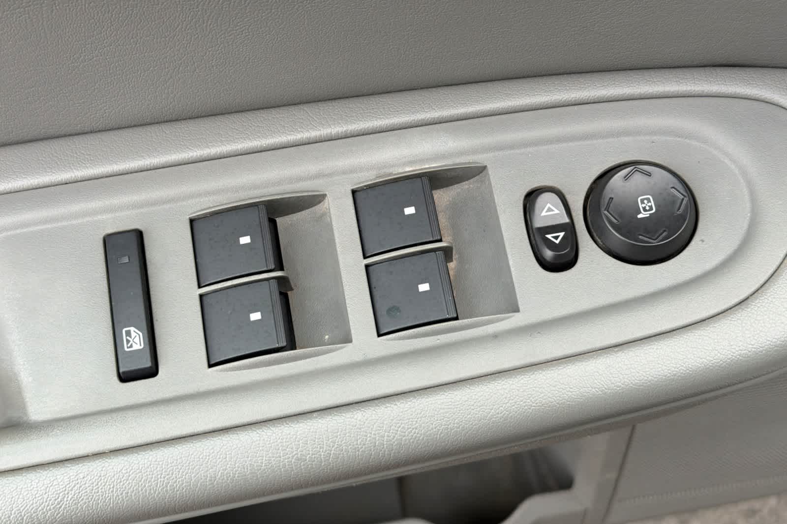 Thumbnail: 2013 Chevrolet Traverse - 15