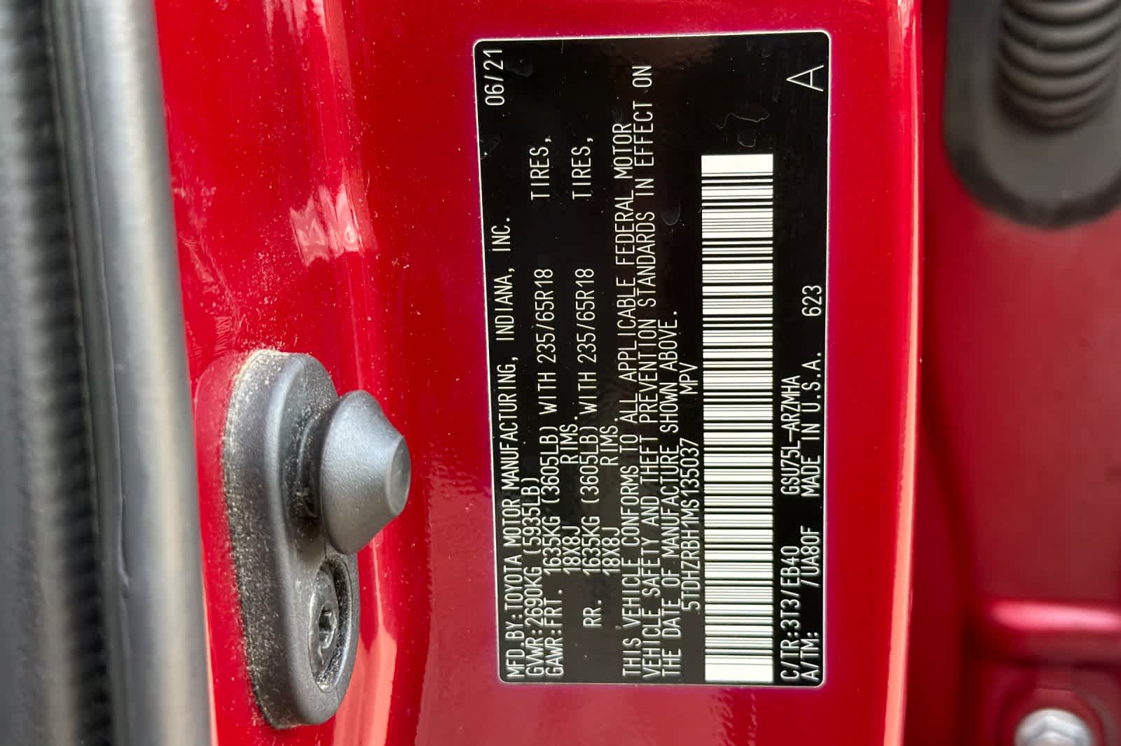 Thumbnail: 2021 Toyota Highlander - 30